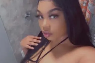 hey babe cum play🍫💦 - Image 3