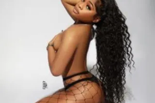 sugar Baby Alexa wets her panties.......... - Image 1