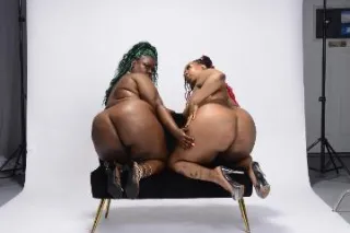 Sexy & Young 💋 leaving you restless and breathless☺ Begging for more👅 💦 - Image 5